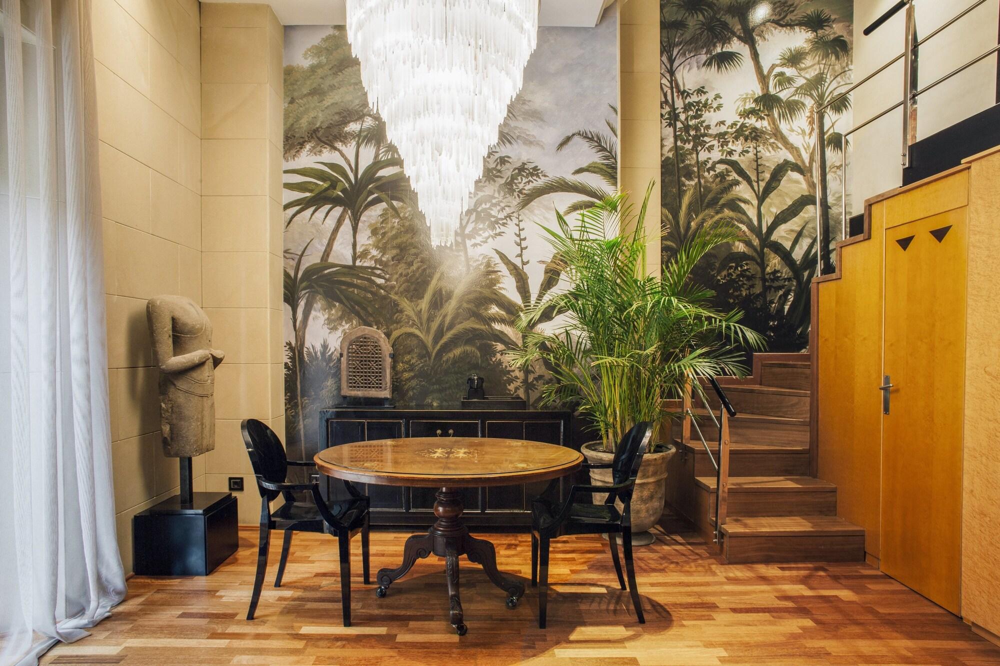 Hotel Claris & Gl, A Small Luxury Of The World Barcelone